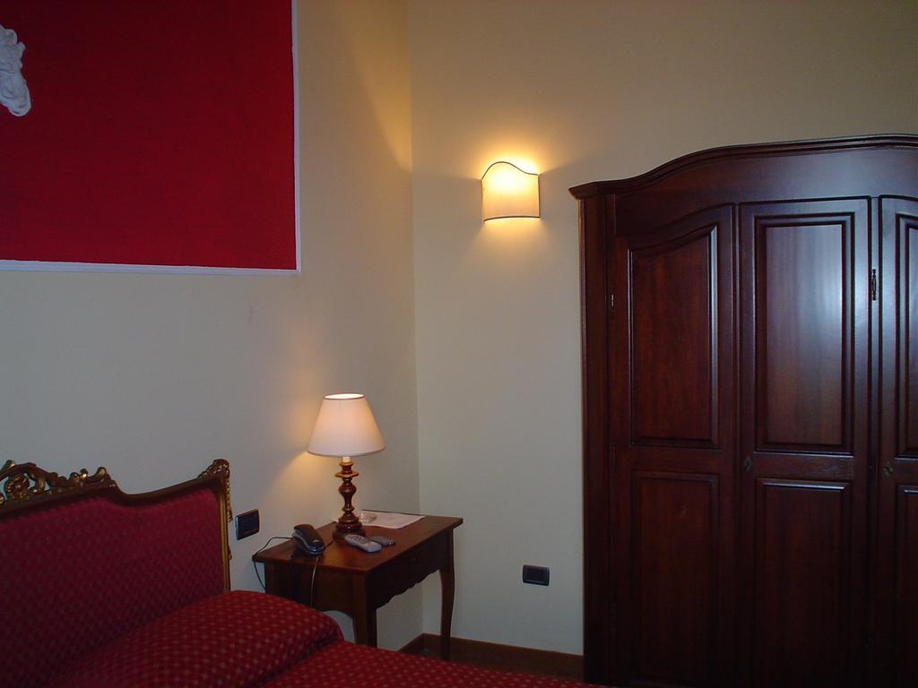 Petit Chateau Montecatini Terme Extérieur photo